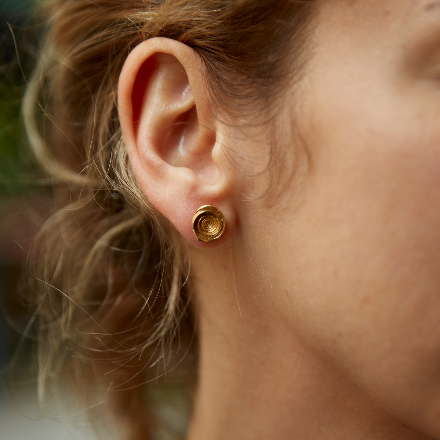 earrings snail fragment