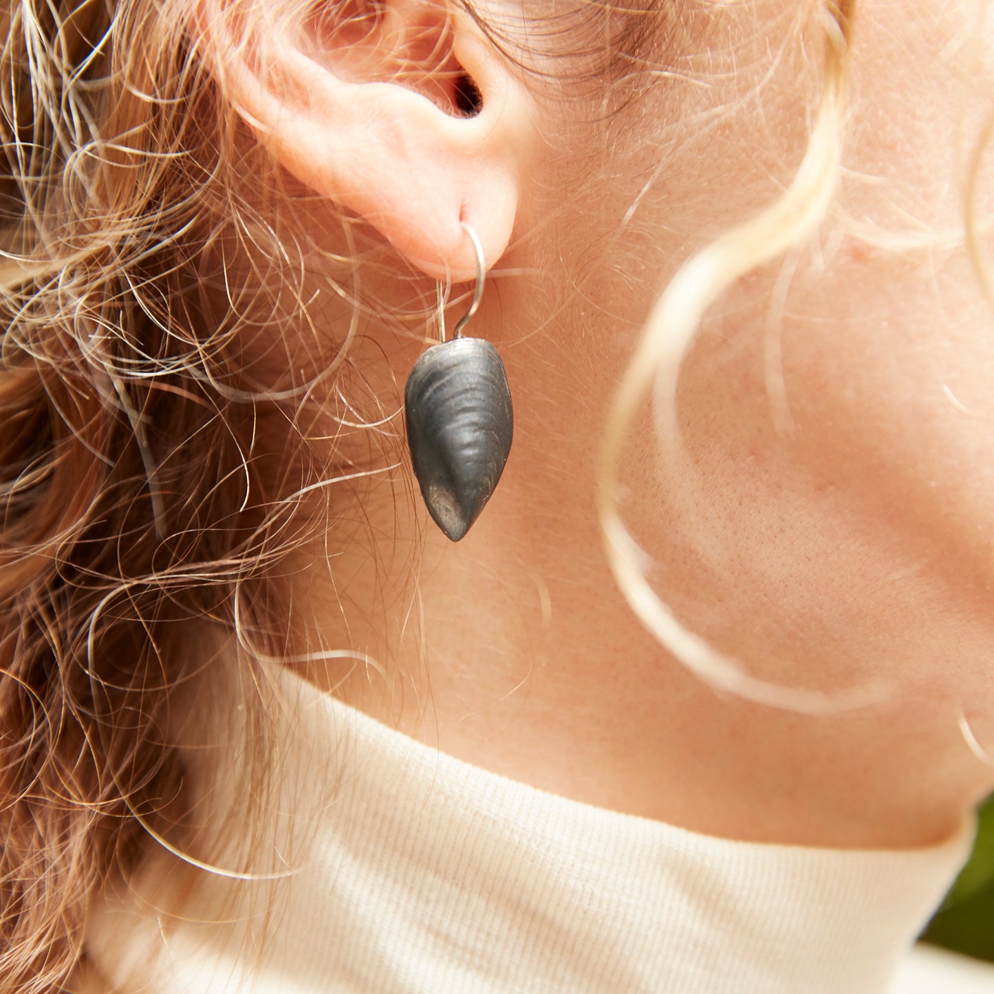 earrings macro mytilus edulis