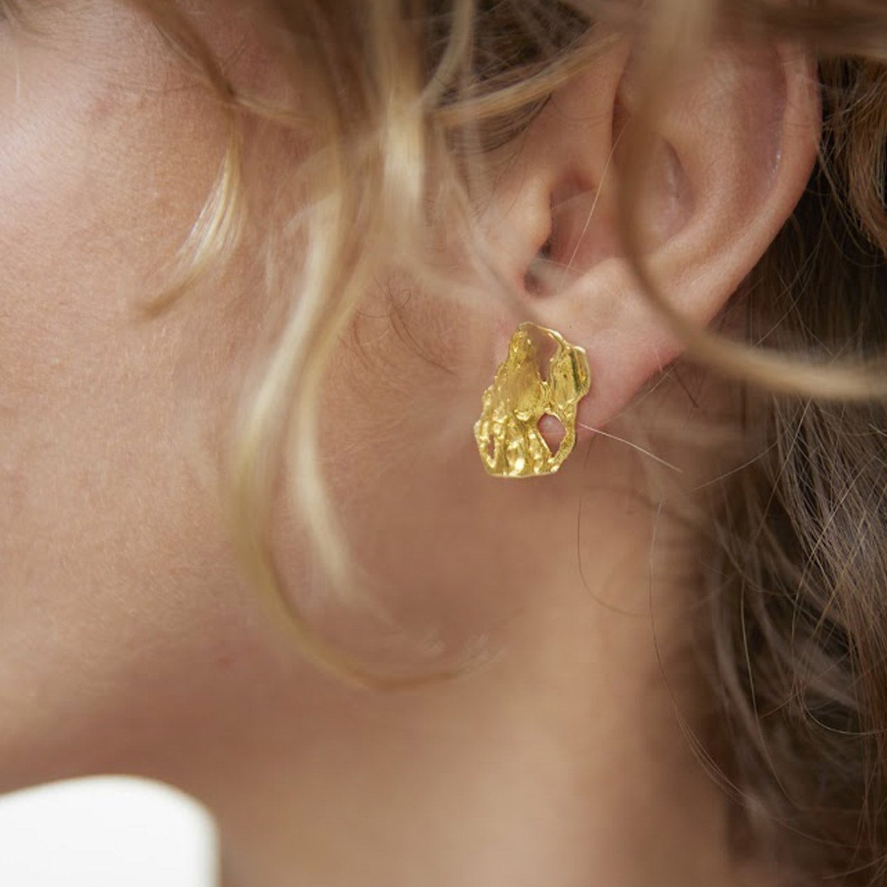 earring nature (im)perfections