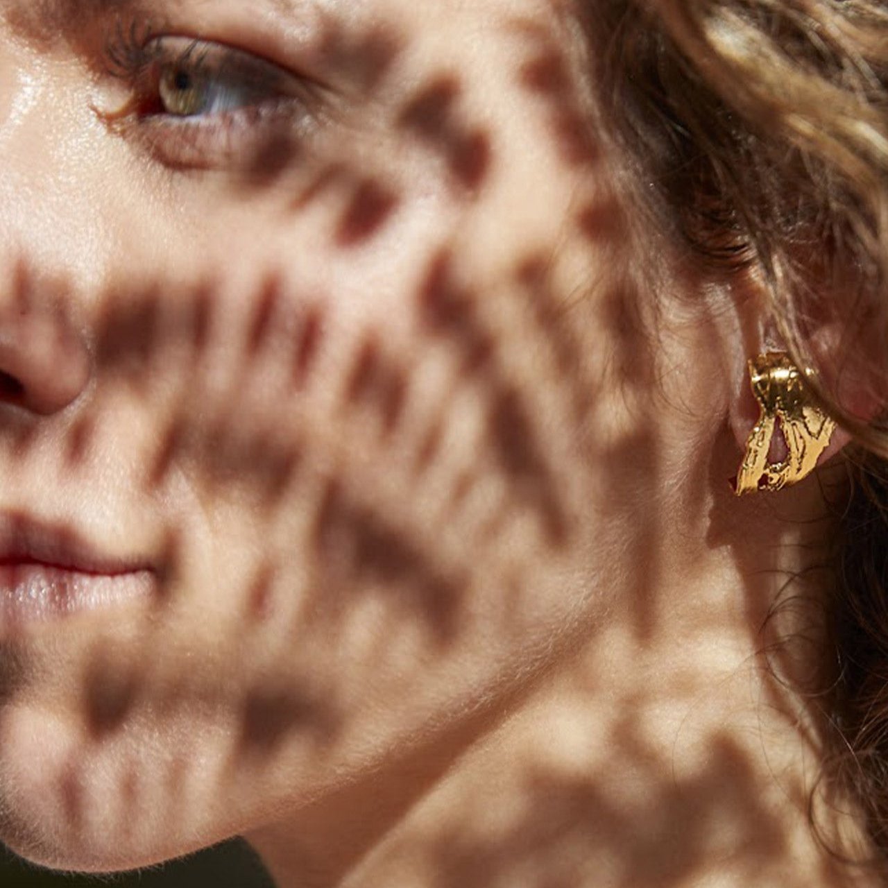 earring nature (im)perfections