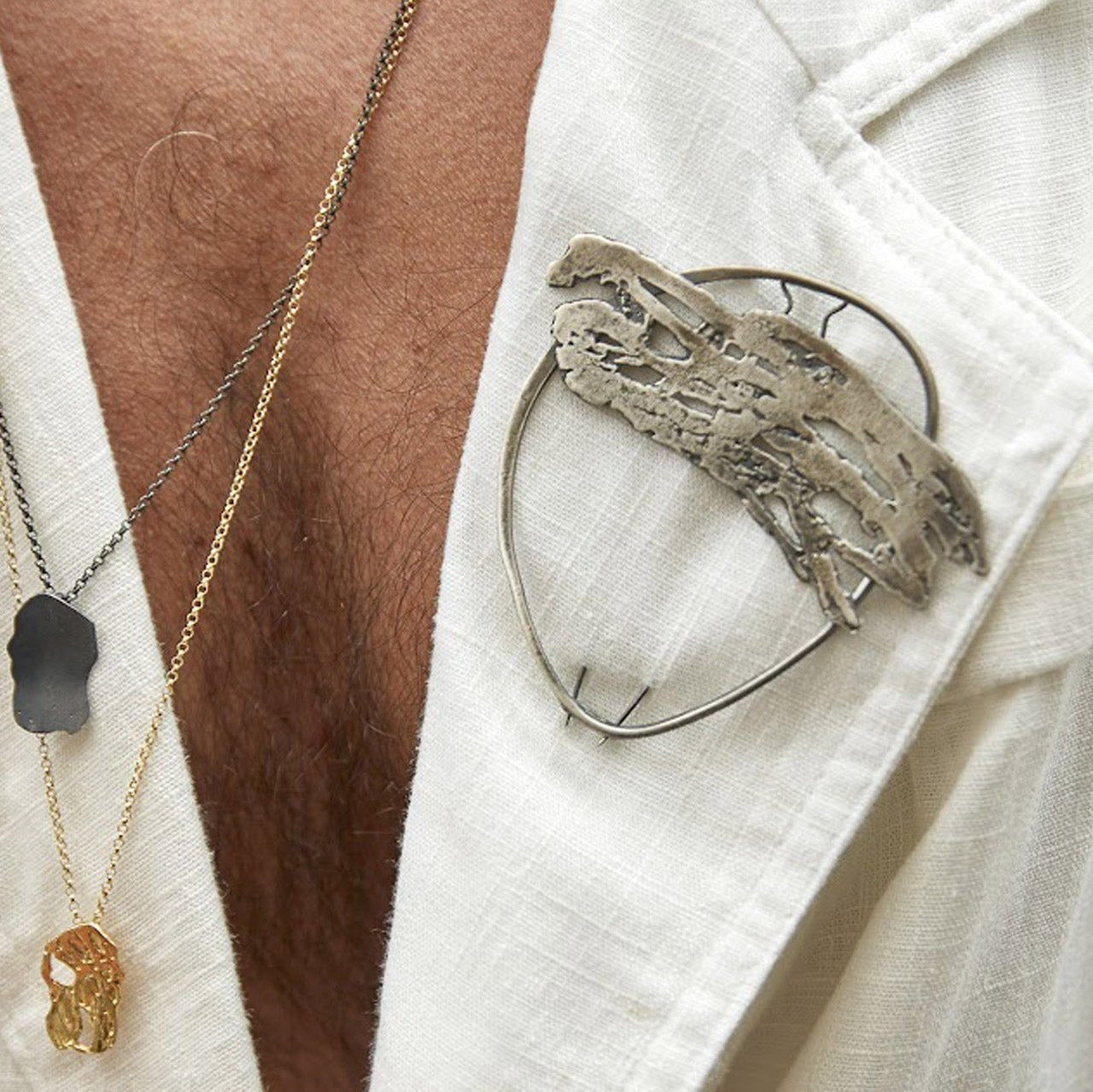 brooch nature (im)perfections