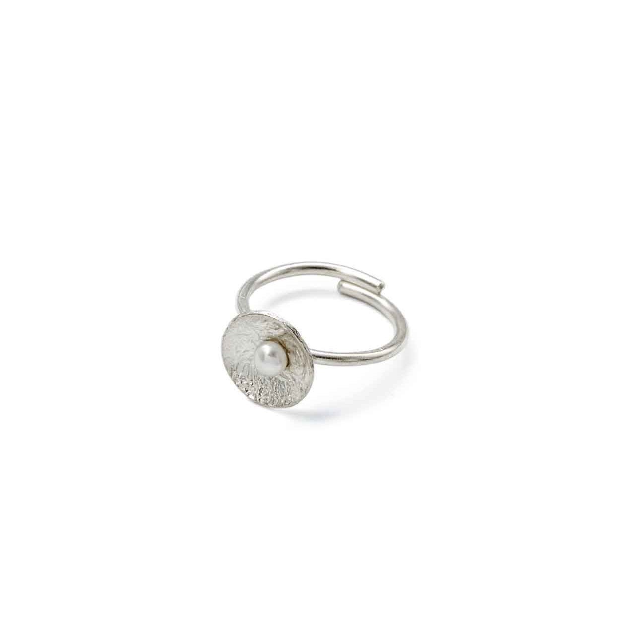 ring micro nymphaea with pearl